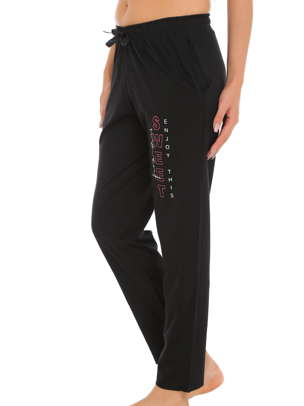 TRACK PANT FOR EVERYDAY COMFORT